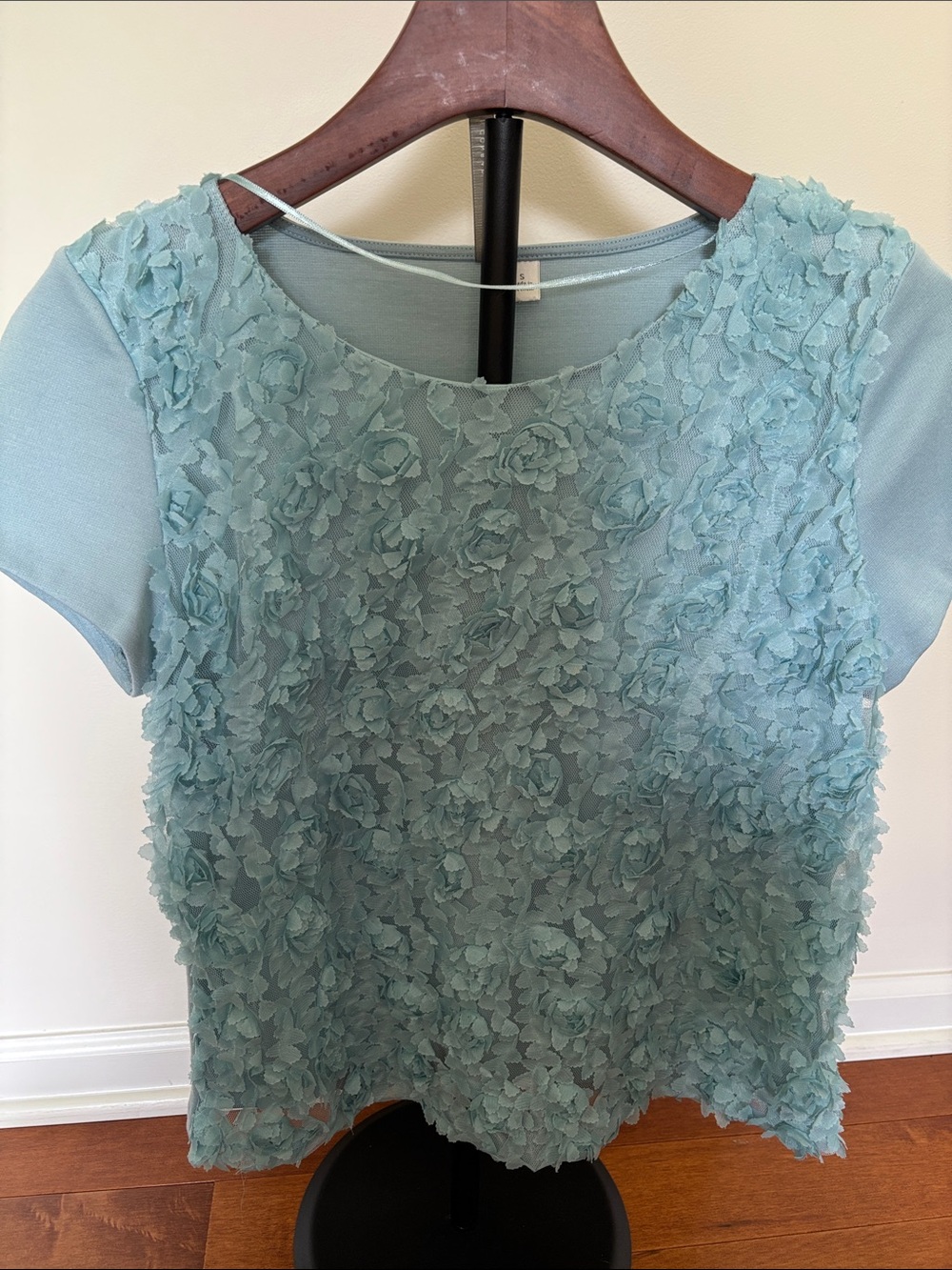 LC Lauren Conrad Blue Green Floral Tee Womens Size Small Short Sleeve Top